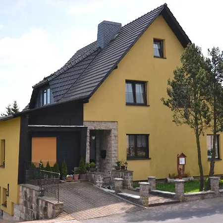 Forest Retreat With Garden *