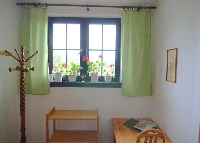 Forest Retreat With Garden Frauenwald